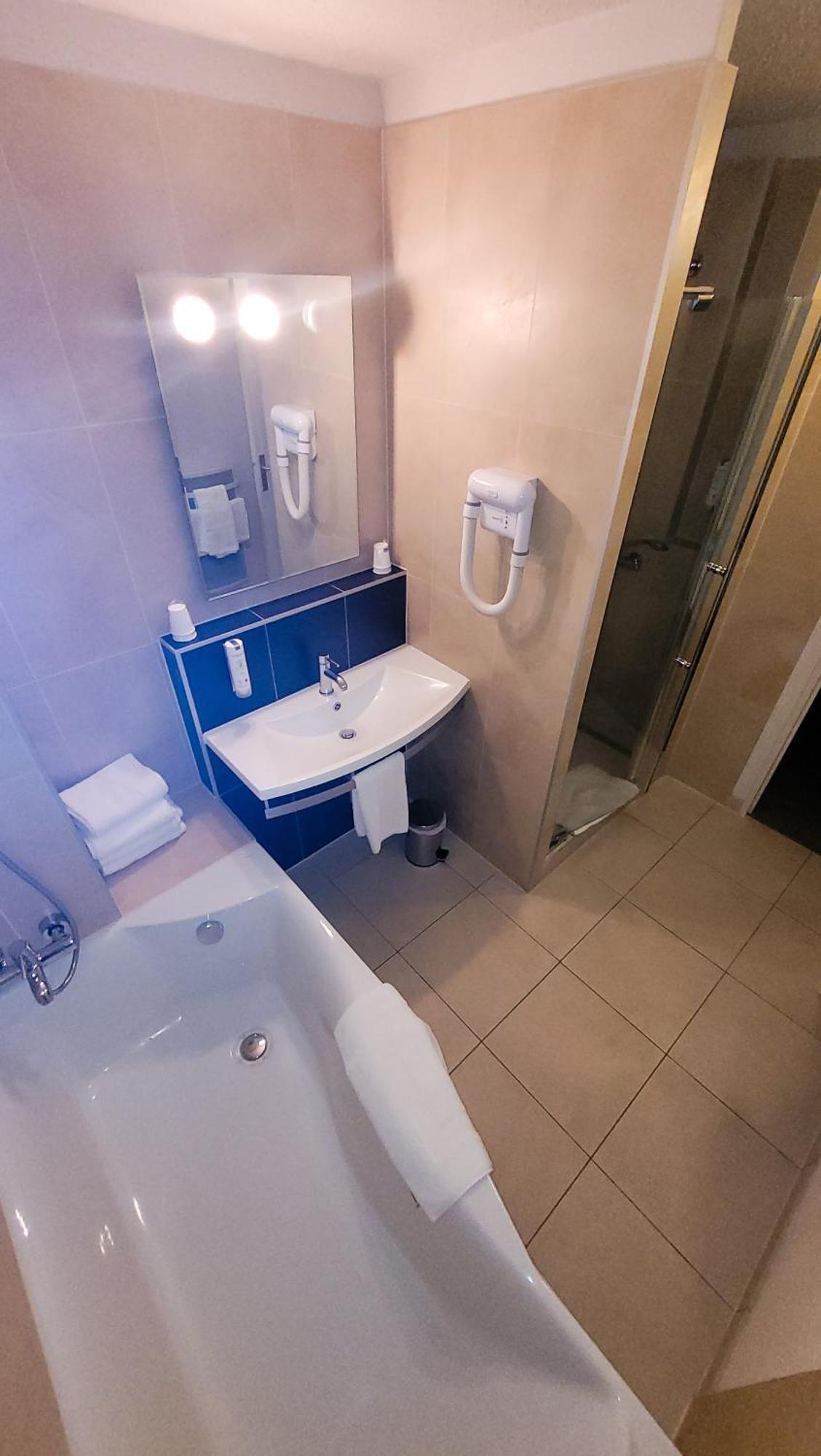 Enzo Hotels Diane - Logis Amnéville المظهر الخارجي الصورة