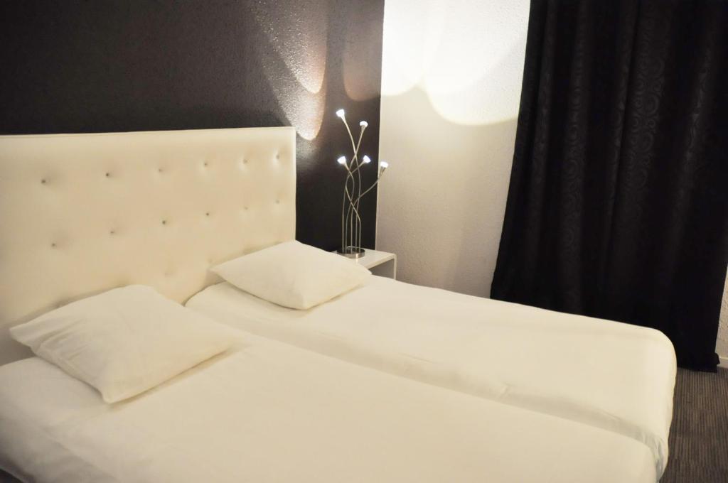 Enzo Hotels Diane - Logis Amnéville الغرفة الصورة